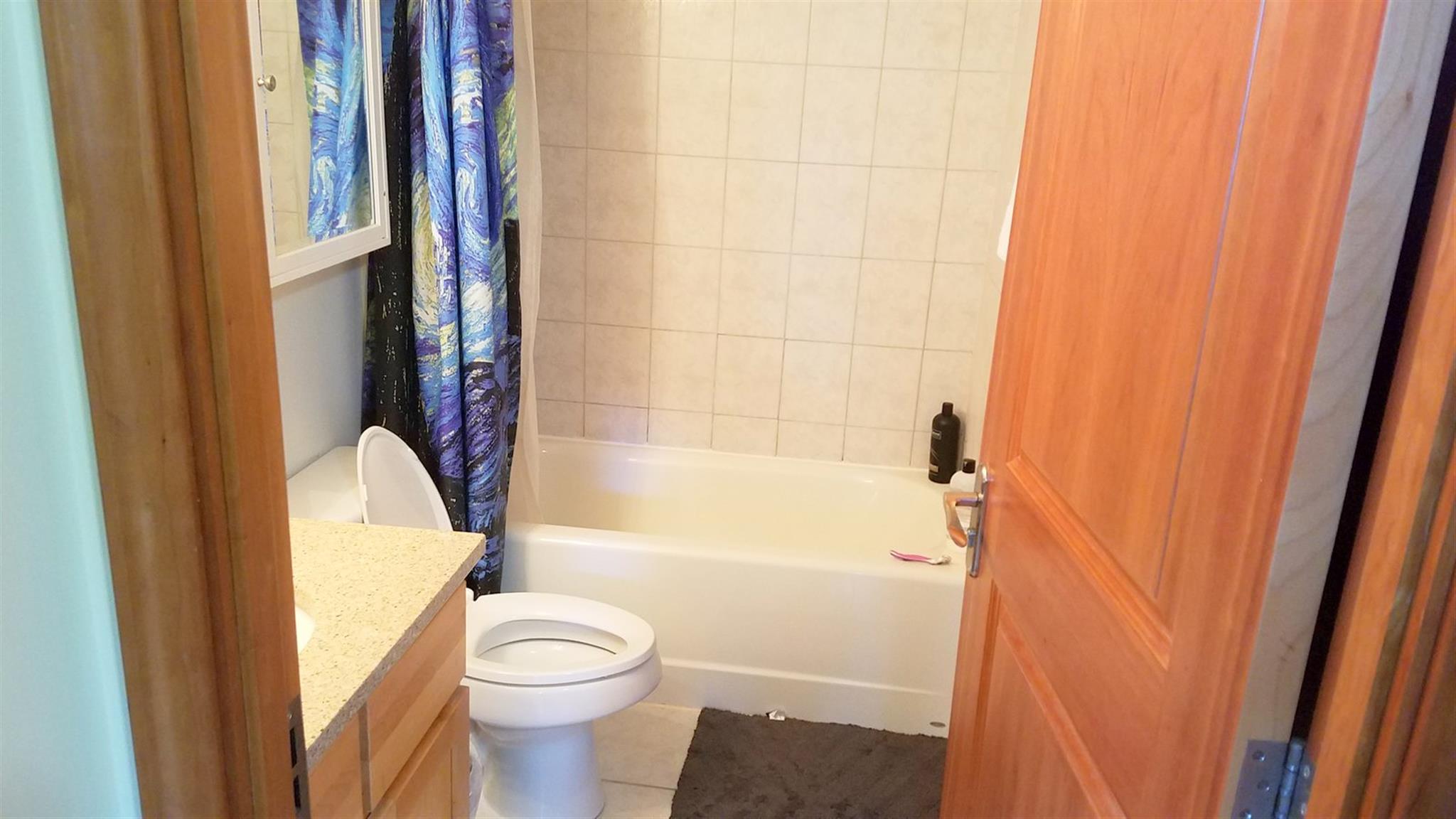 2440 Massachusetts Ave, North Cambridge