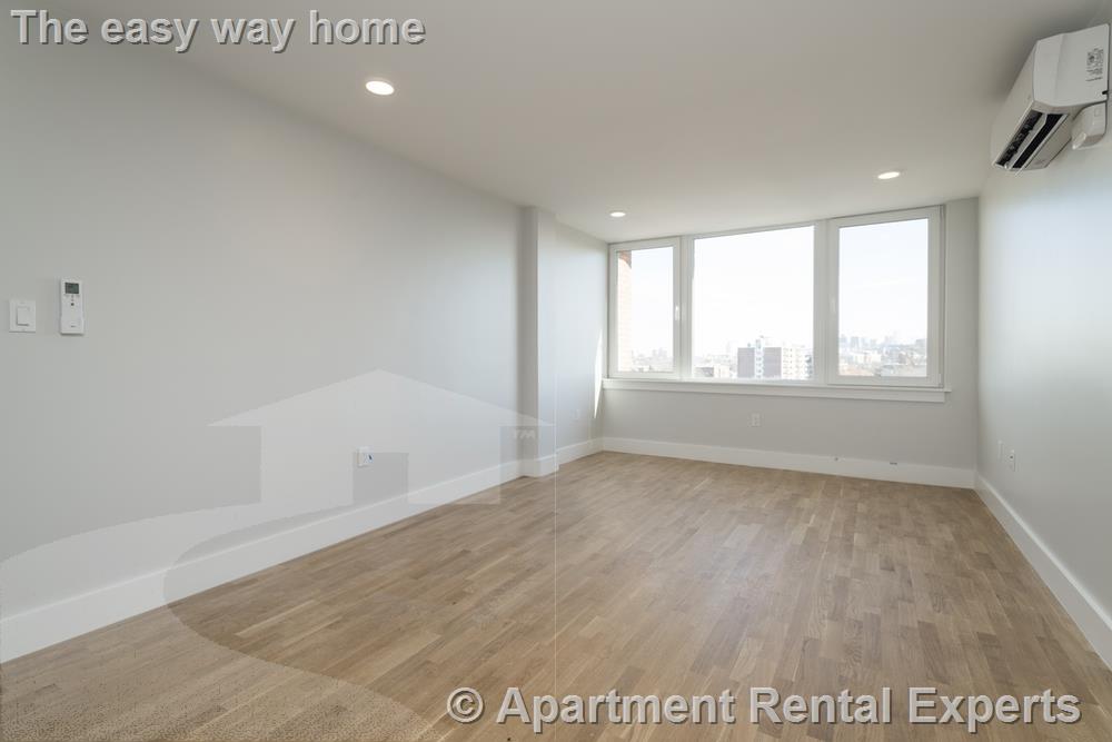 334 Harvard St, Central Square