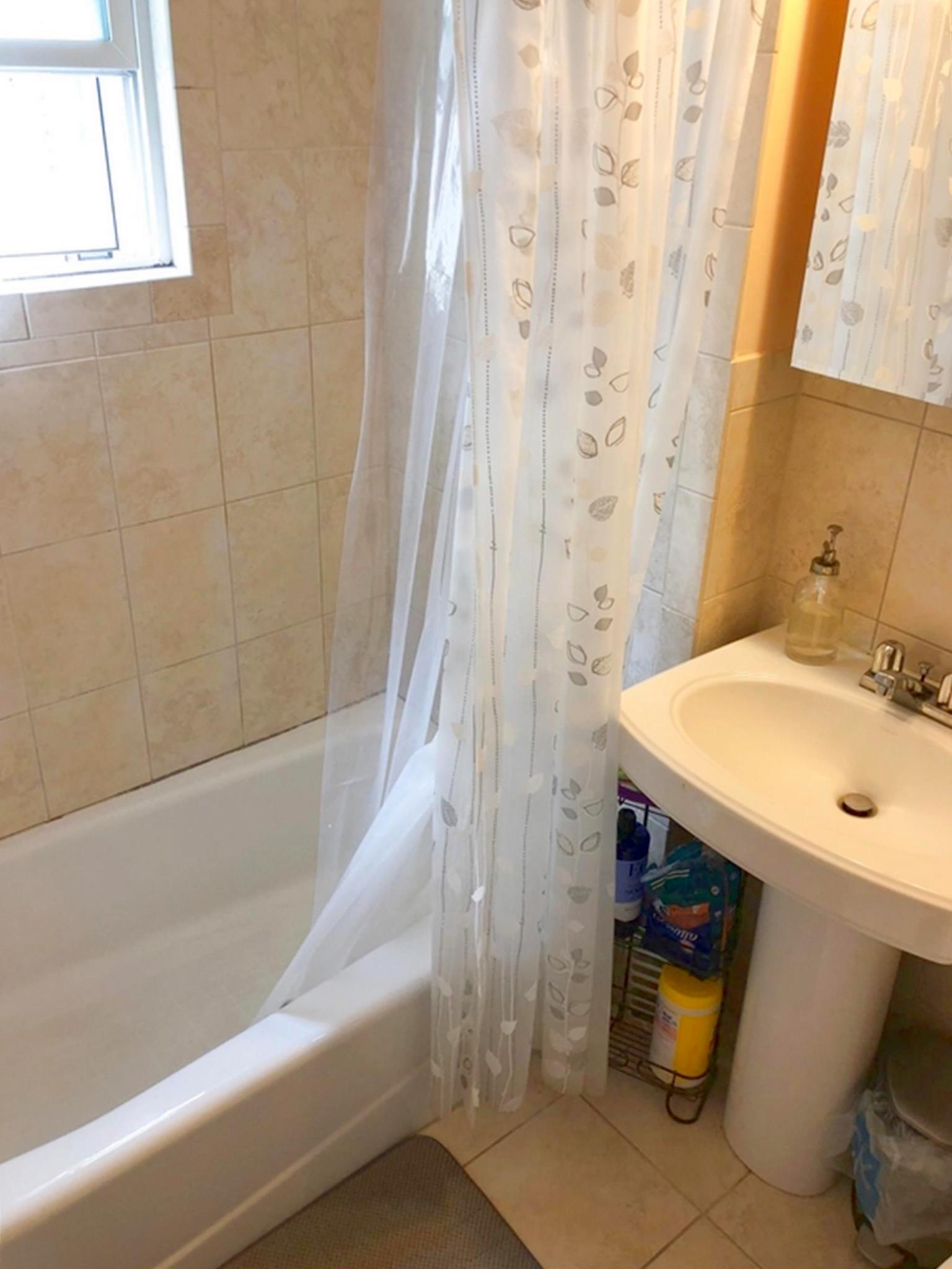 9 Harris Rd, Medford