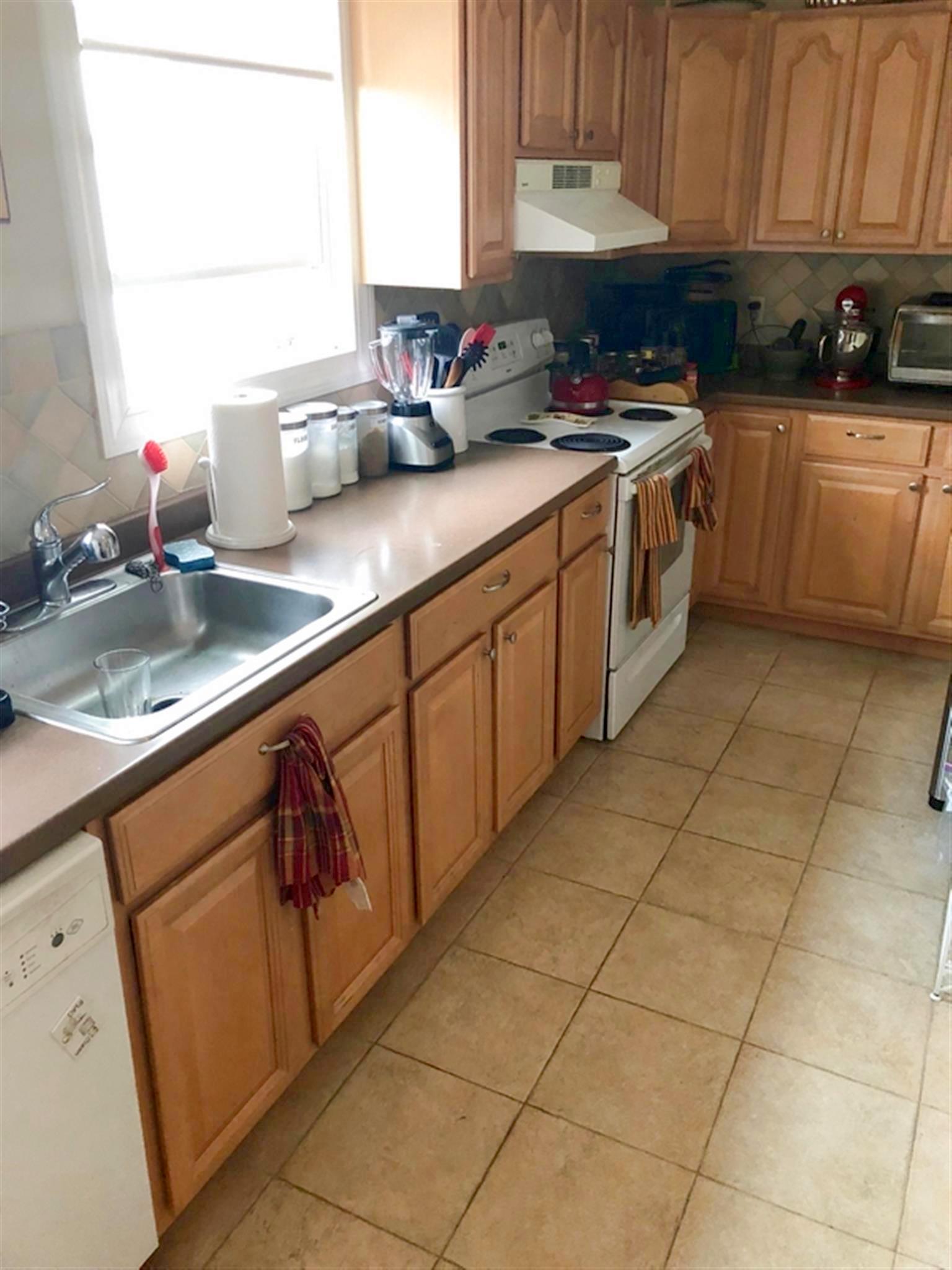 9 Harris Rd, Medford