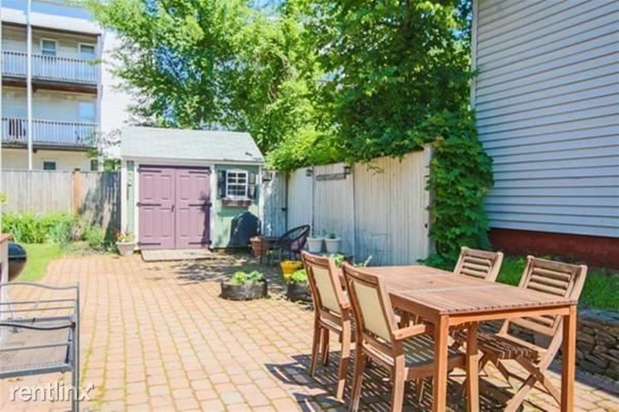 55 Concord Ave, Union Square