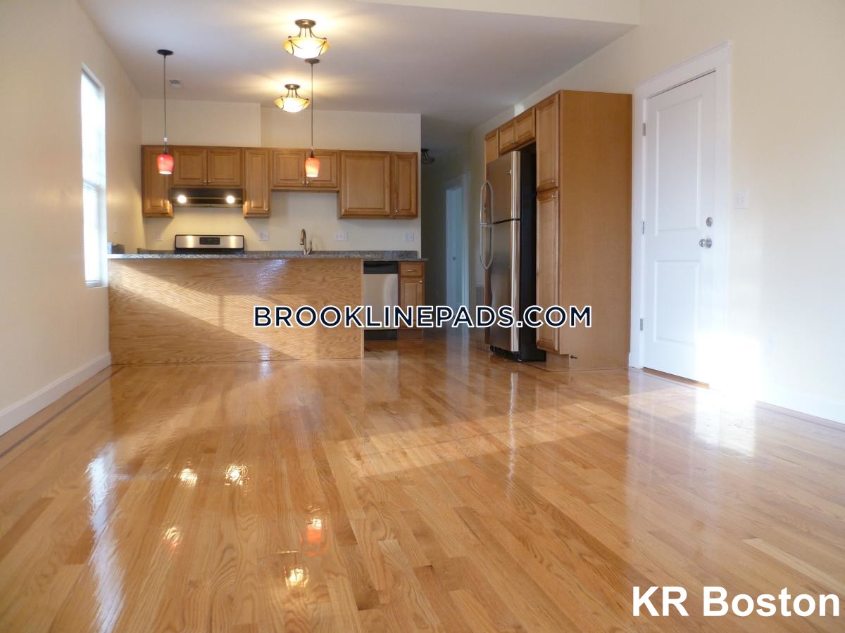 233 Boylston St, Brookline Village