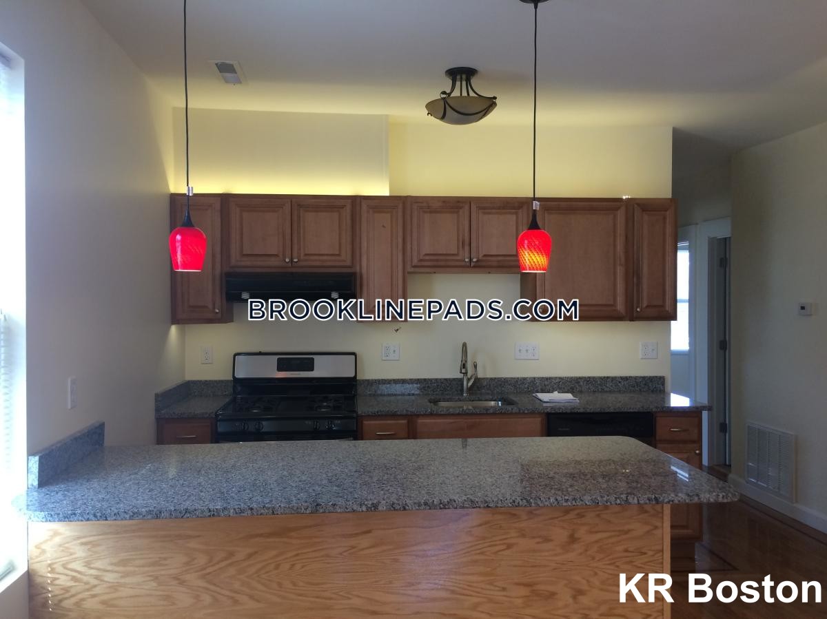 233 Boylston St, Brookline Village