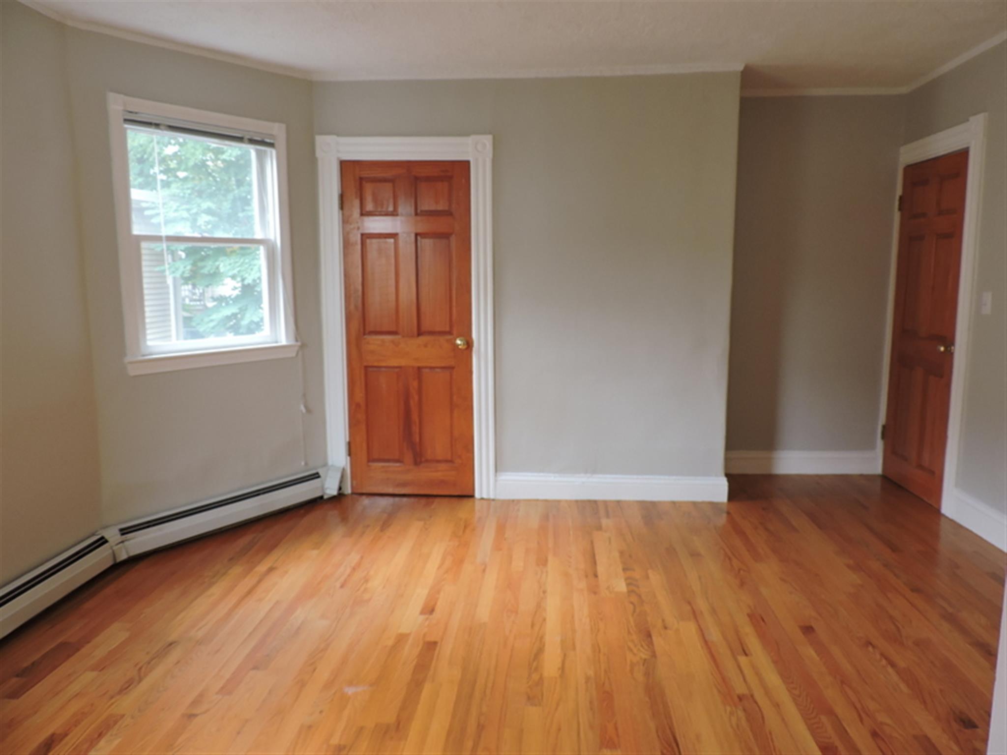 32 Speridakis Ter, Central Square