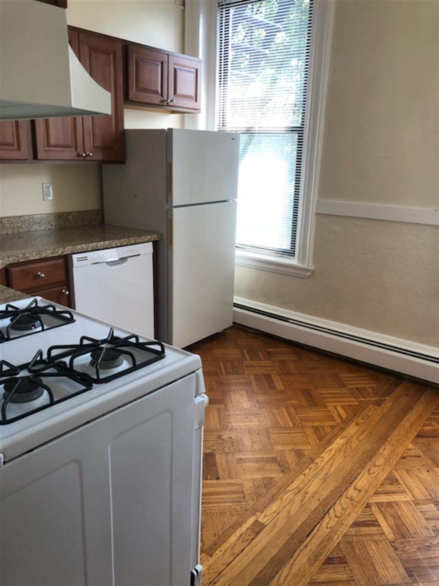 55 Adams St, Magoun Square