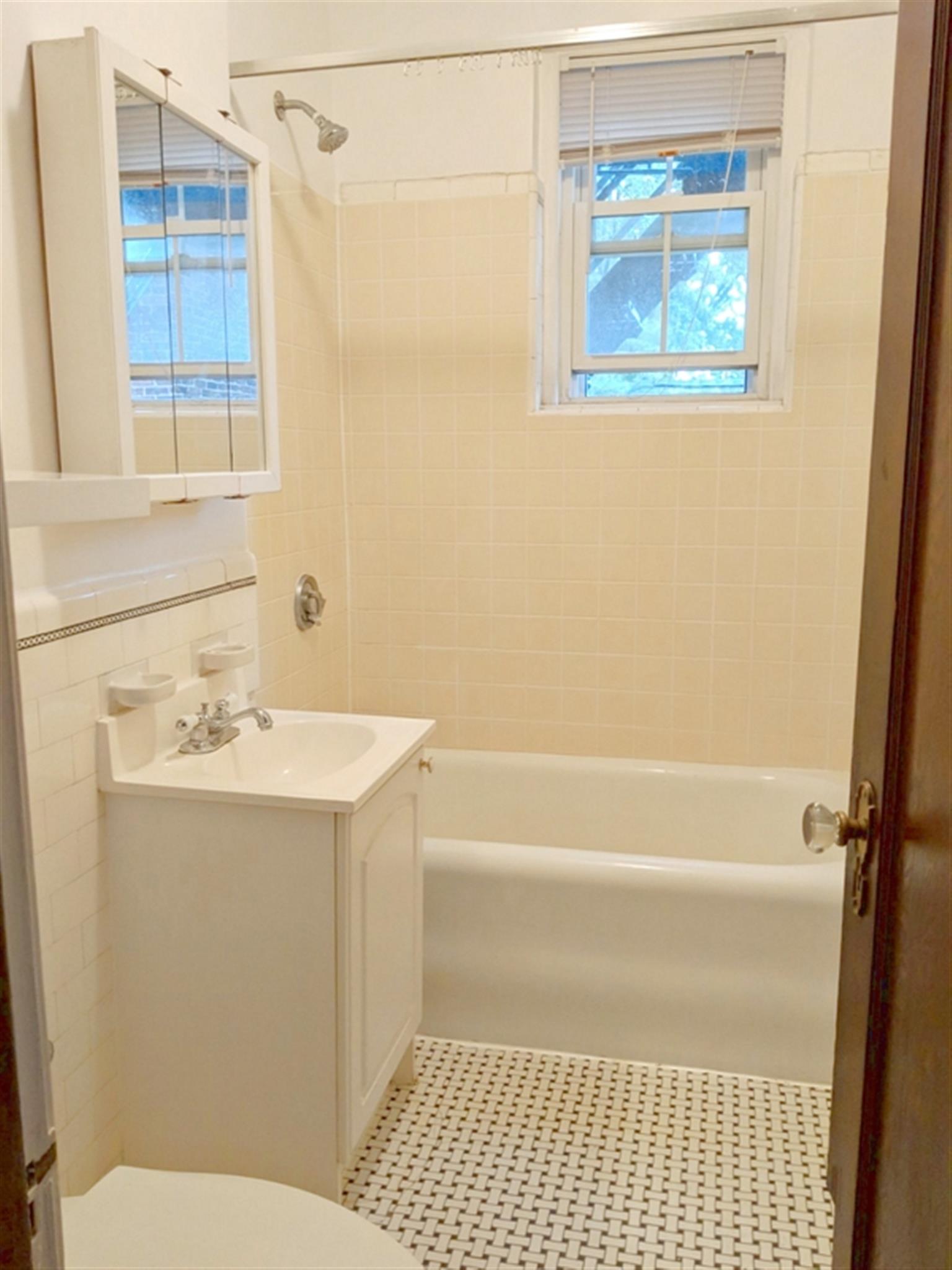 119 College Ave, Davis Square