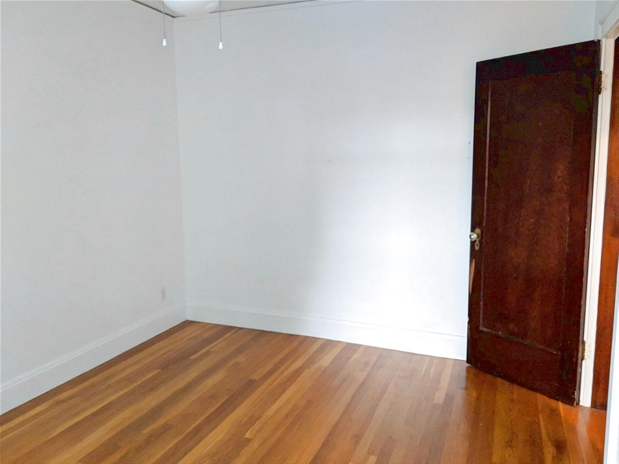 119 College Ave, Davis Square