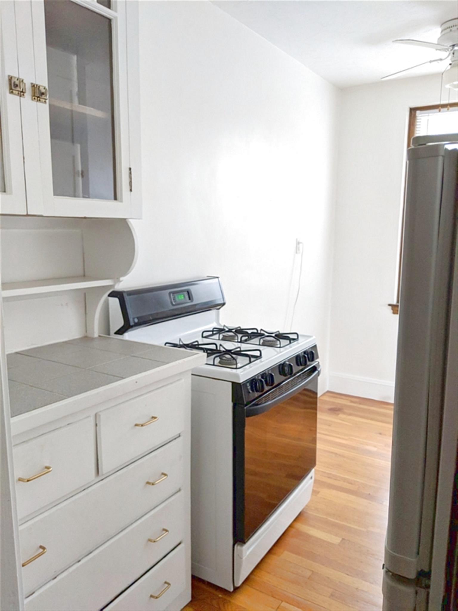 119 College Ave, Davis Square