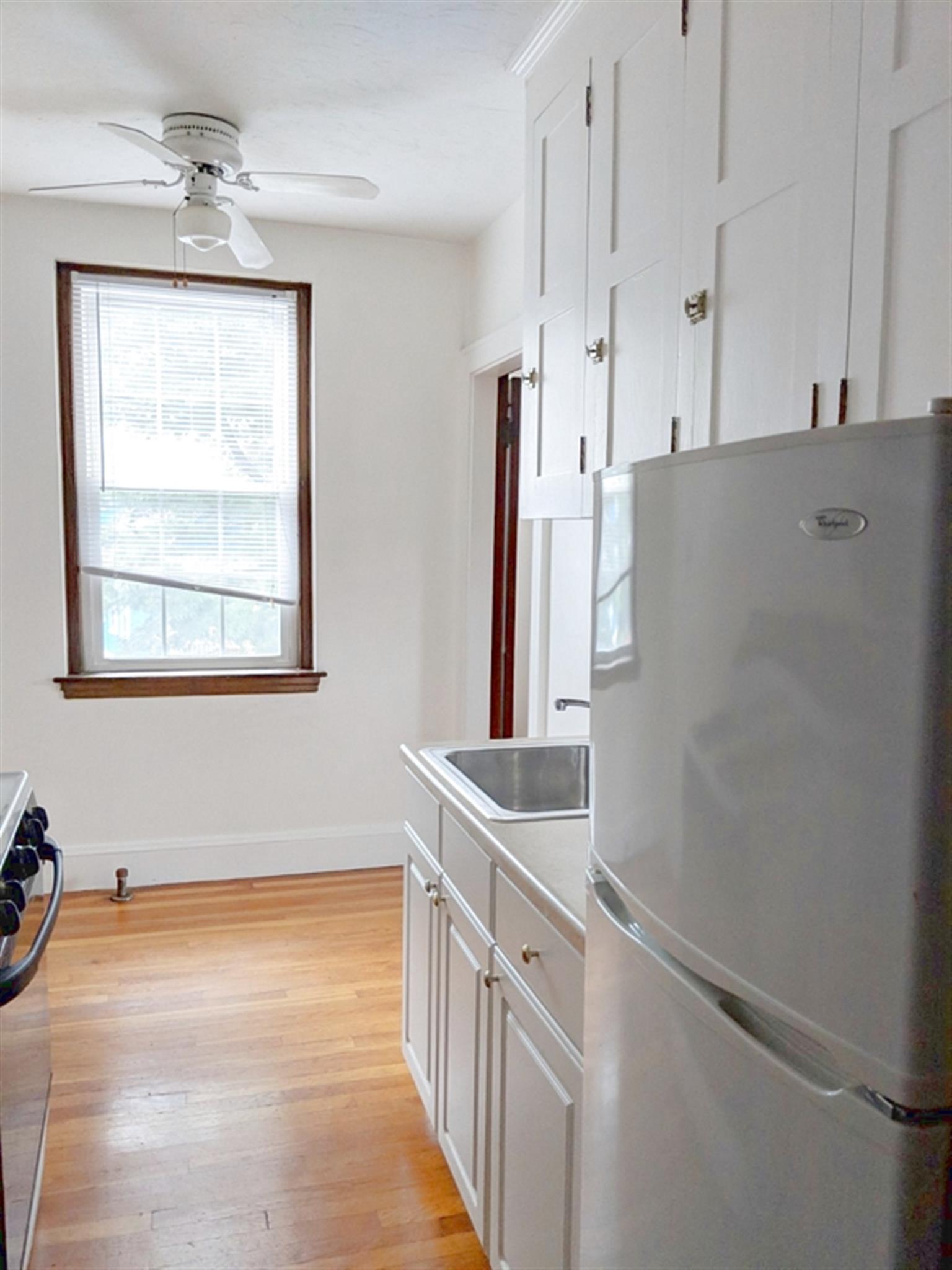 119 College Ave, Davis Square