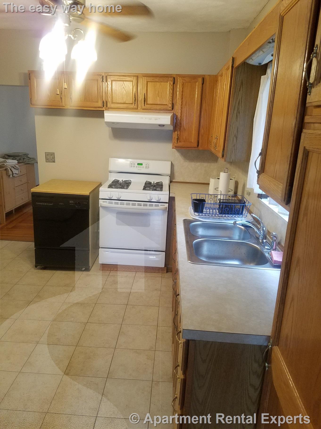 139 Hillsdale Rd, Teele Square