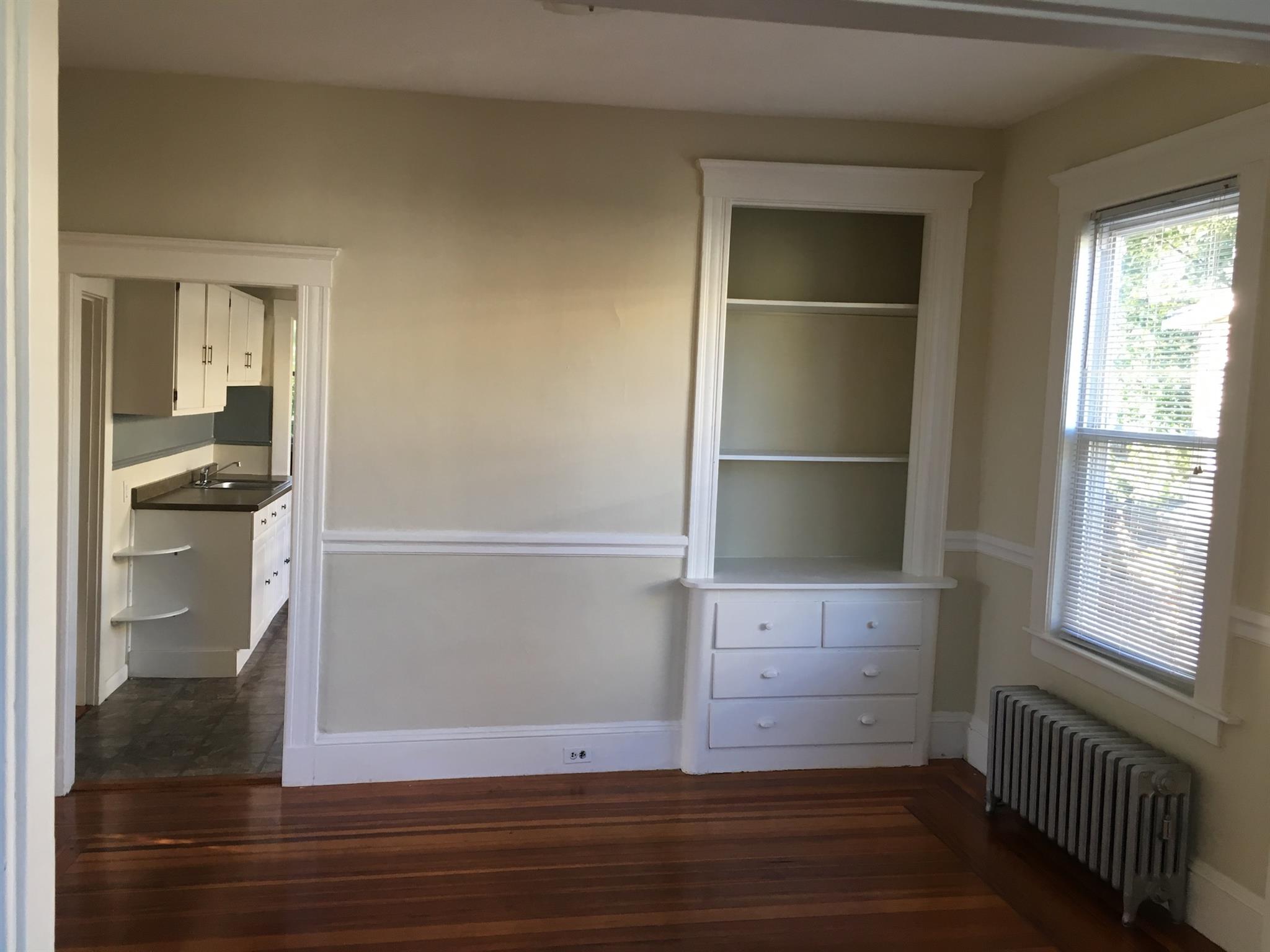 33 Waterhouse St, Teele Square