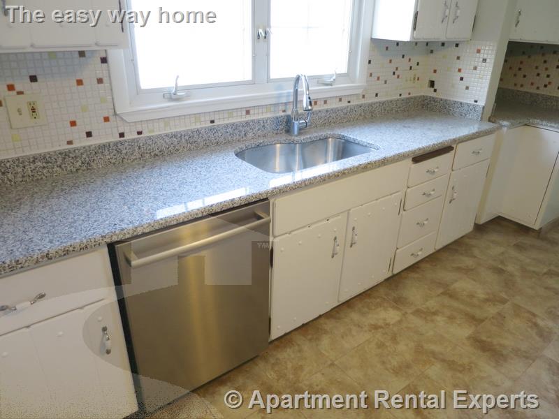 38 Sterling, Powderhouse