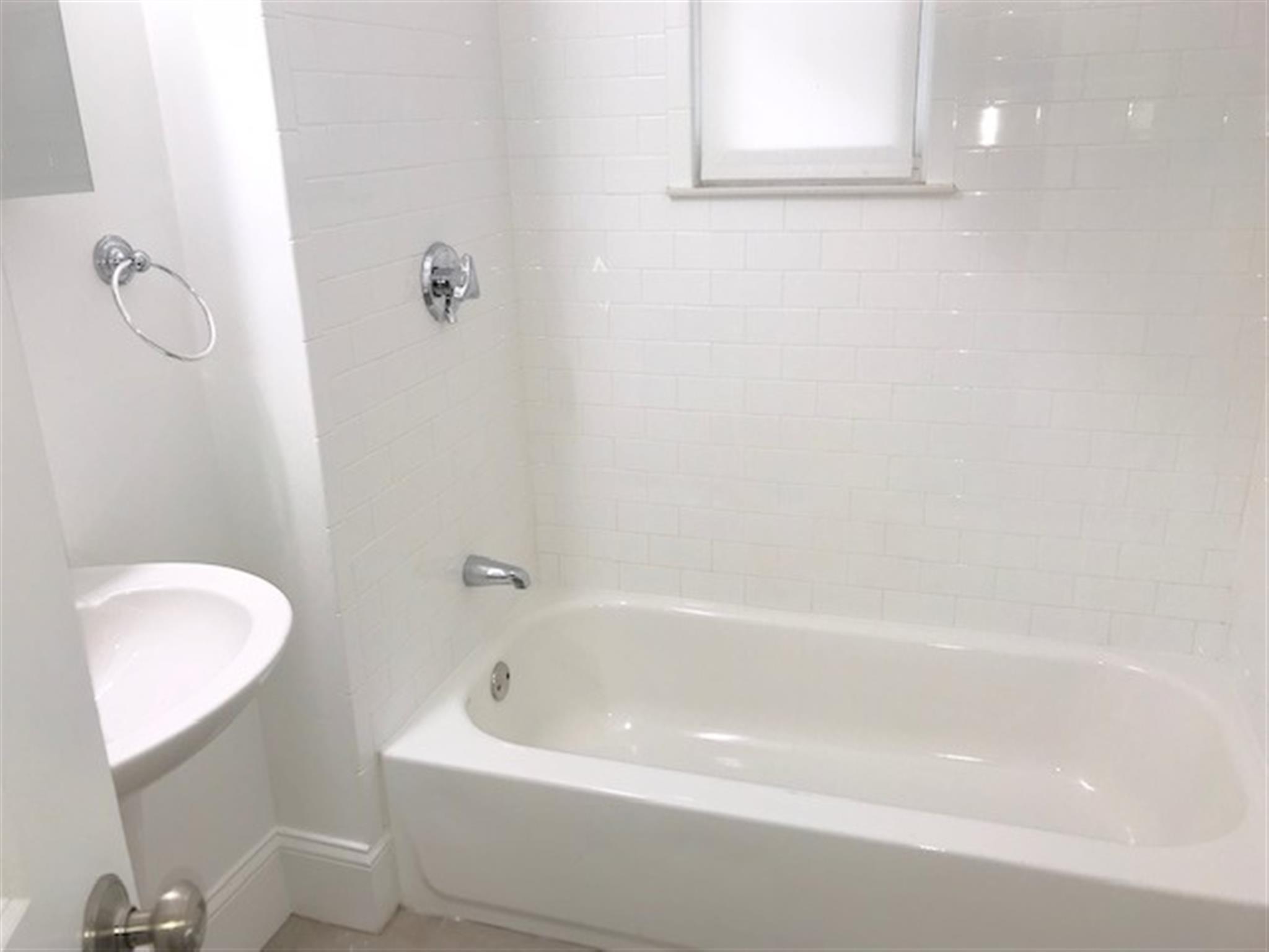 122 Columbia St, Central Square