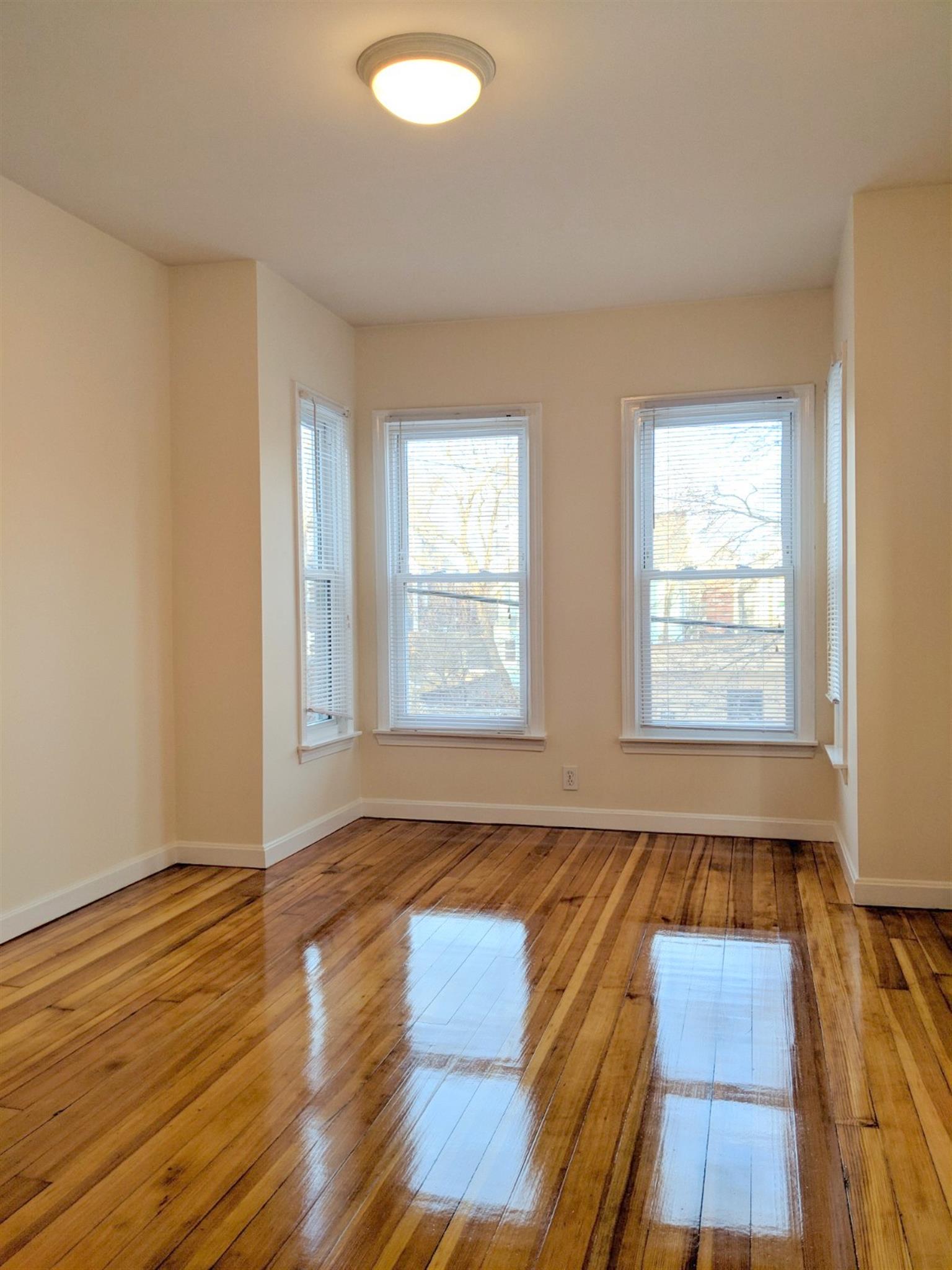 5 Locke St, North Cambridge