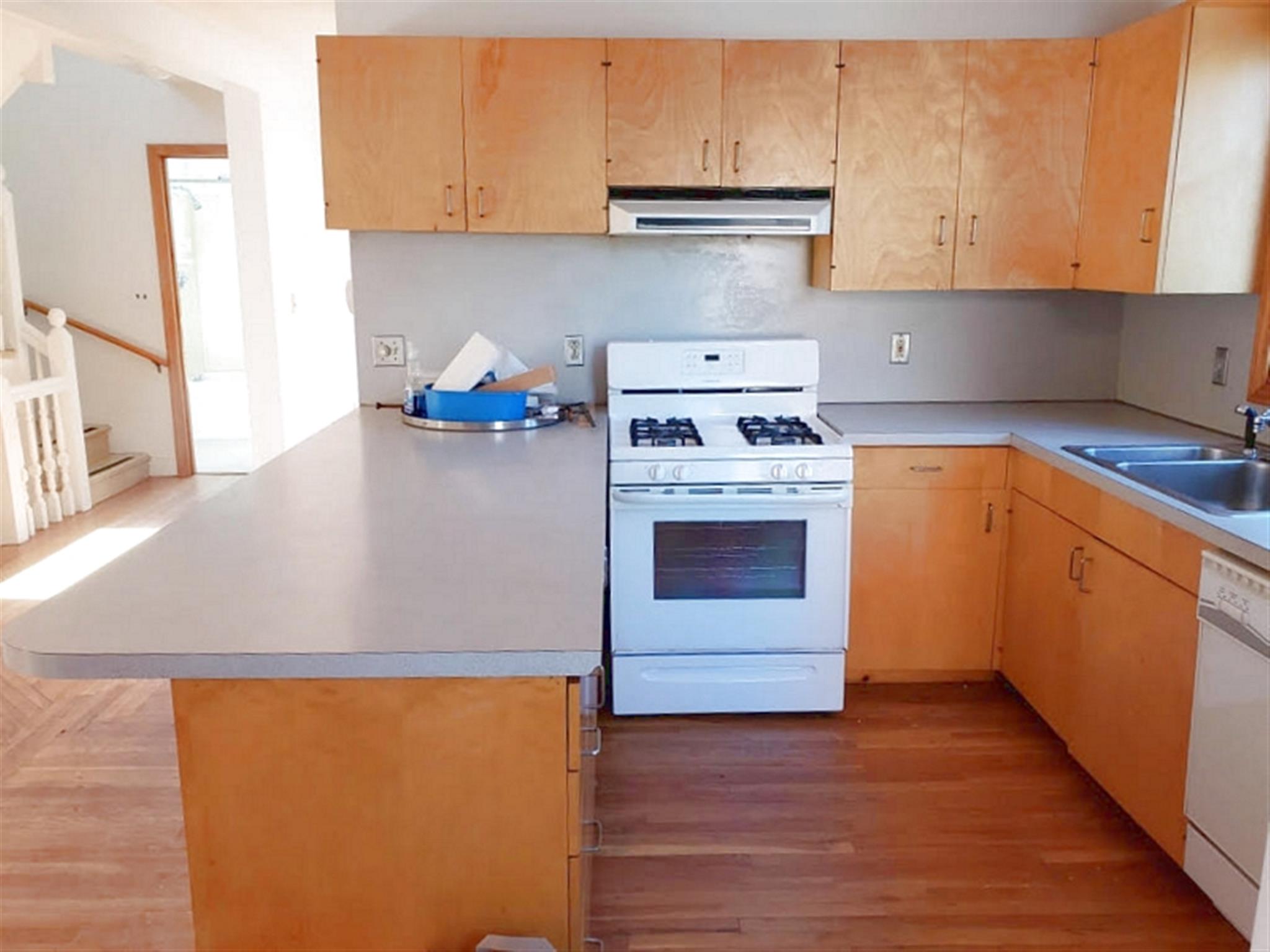 4 Van Norden St, Porter Square