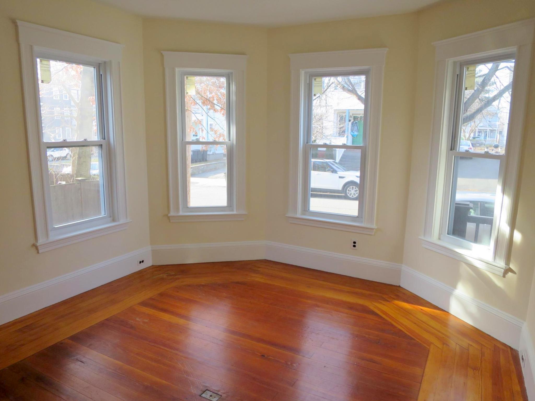 7 Rogers Ave, Davis Square