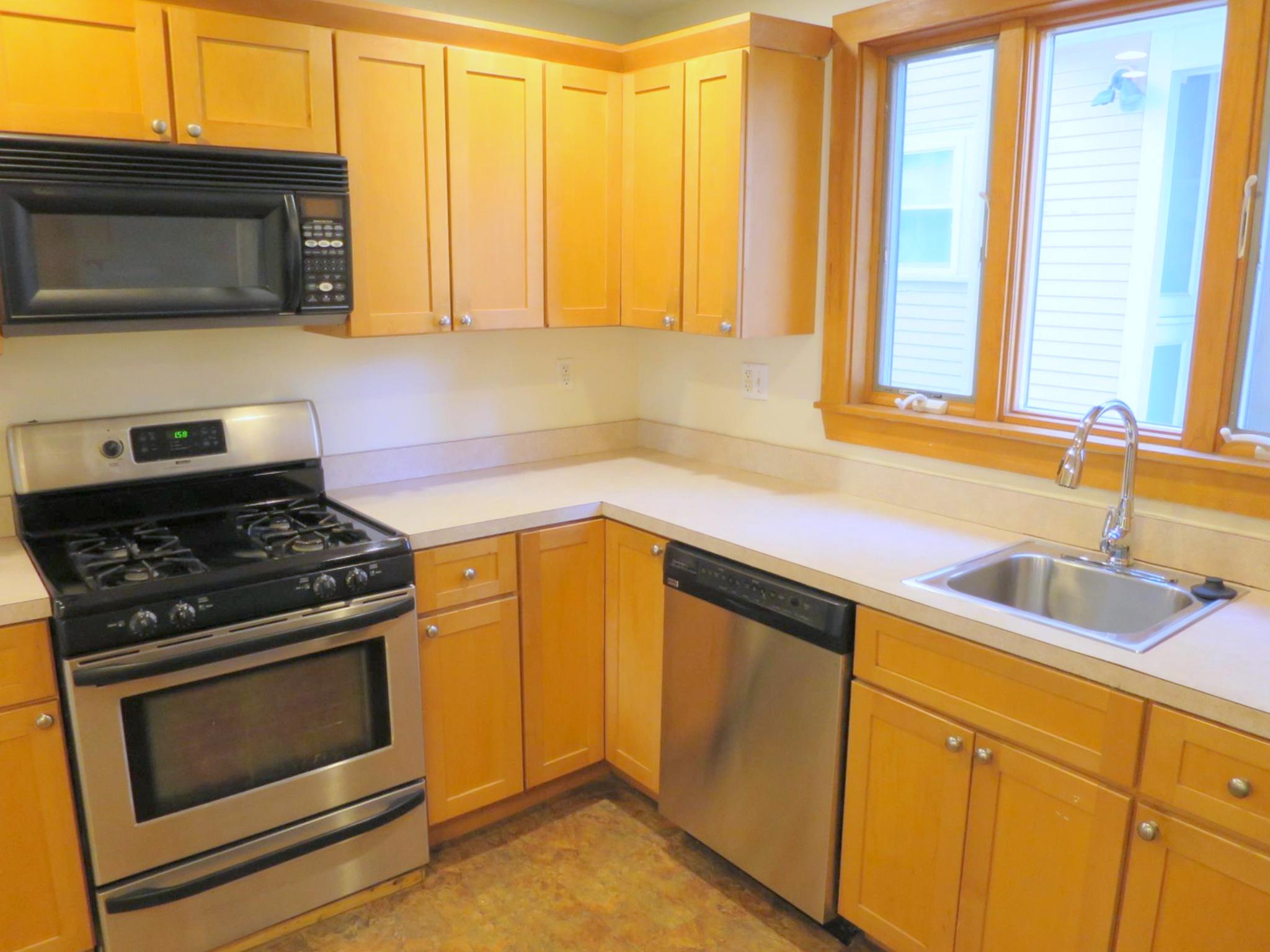 7 Rogers Ave, Davis Square