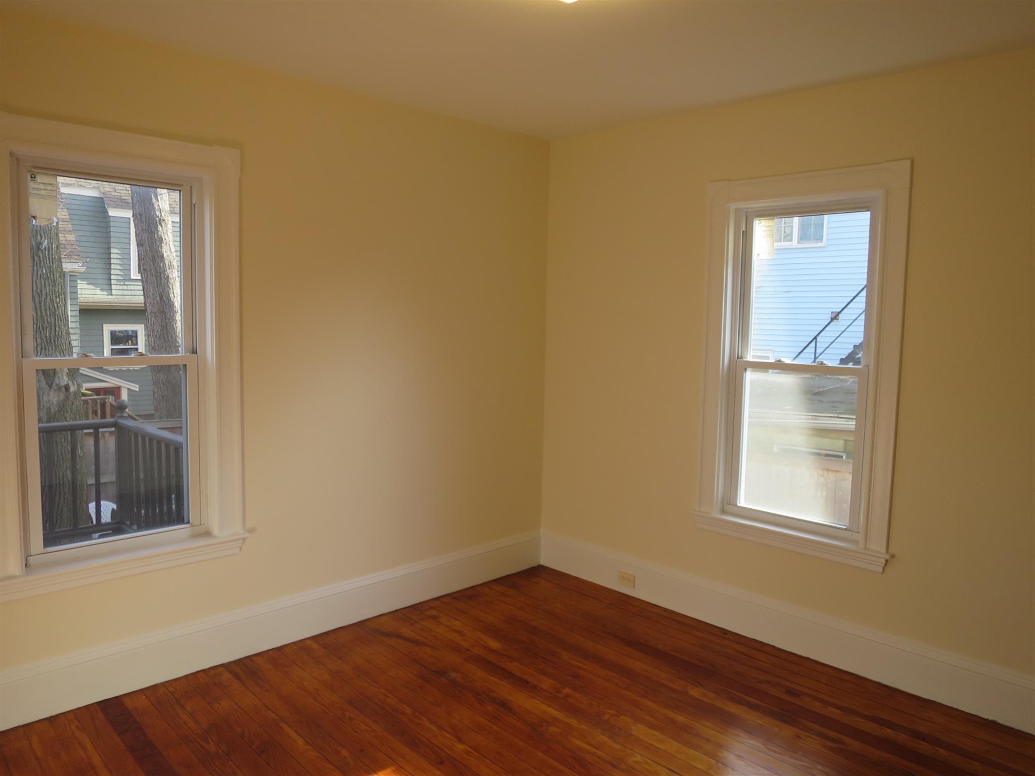 7 Rogers Ave, Davis Square