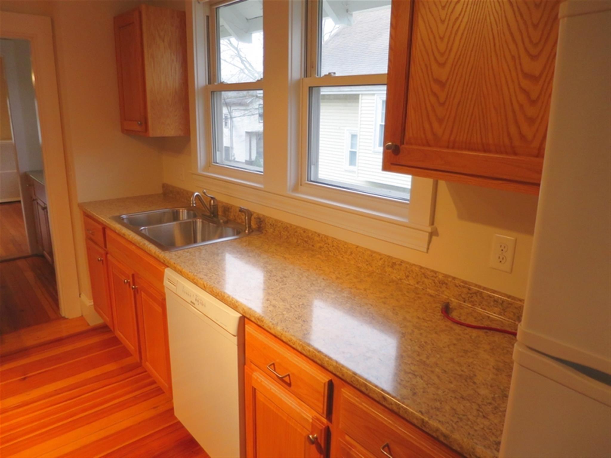 11 Newton Rd, Arlington