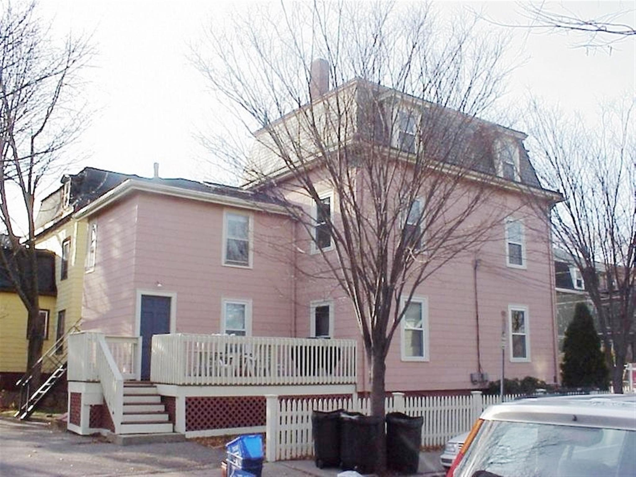 40 Chester St, Davis Square