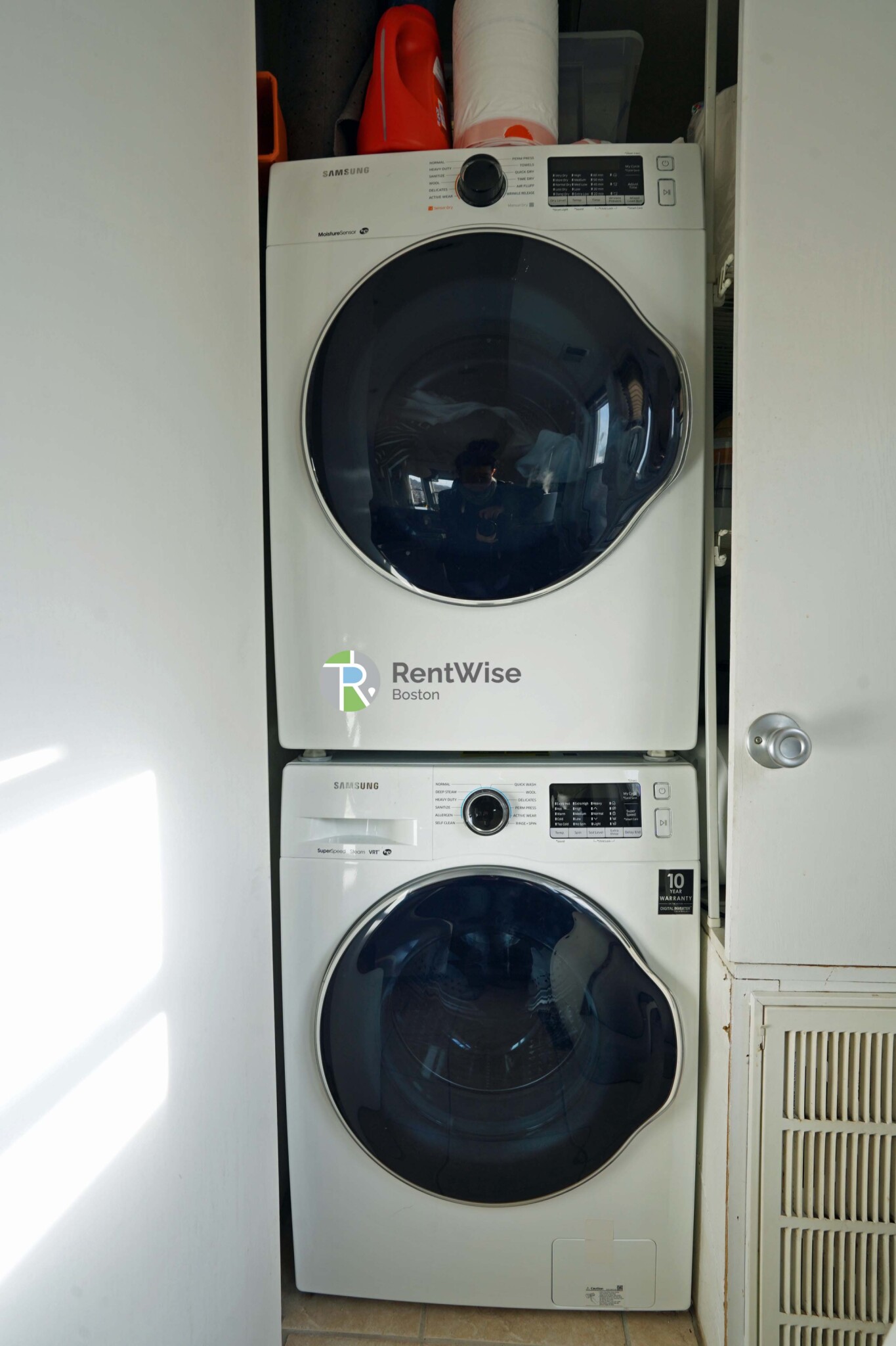 238 Hyde Park Ave, Roslindale