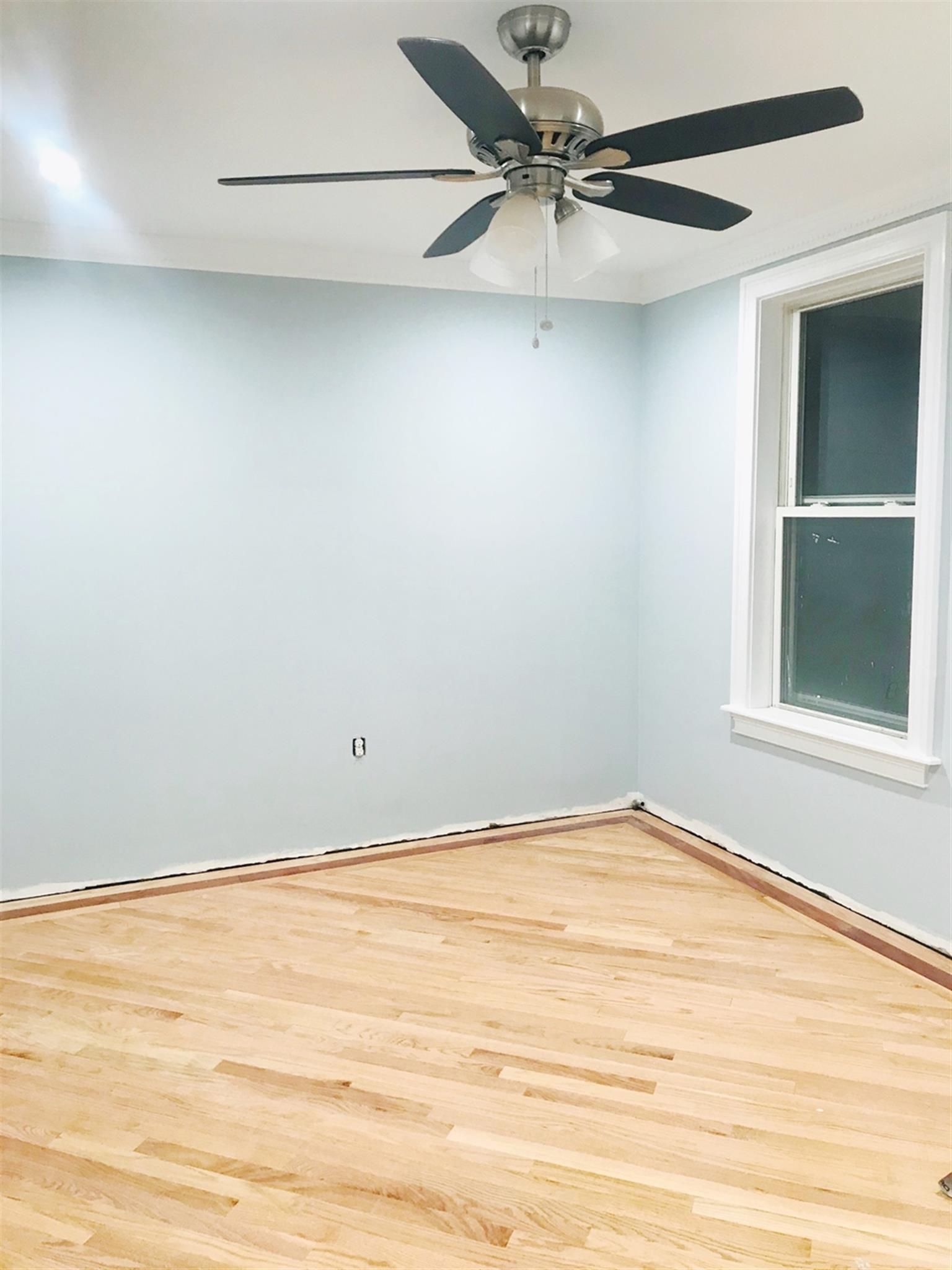 35 School St, Everett