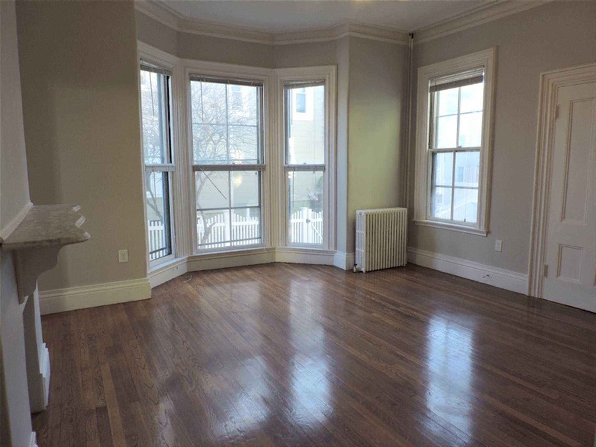 13 Pleasant St, Central Square