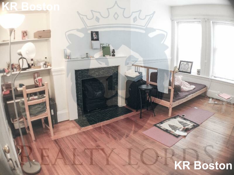 239 Harvard Ave, Allston