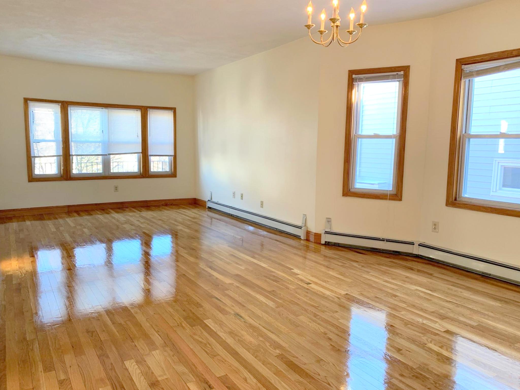 14 Fenwick St, Magoun Square