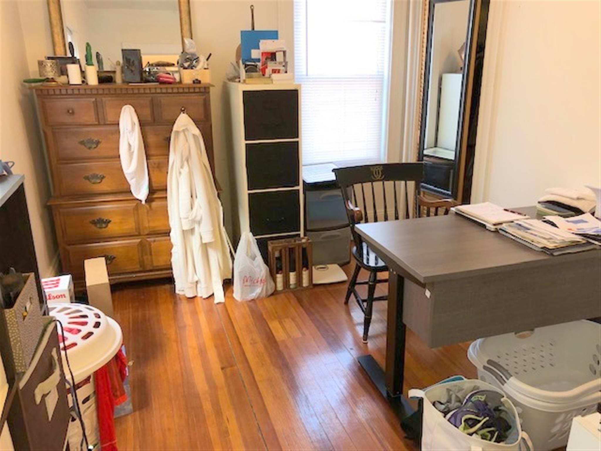 16 Hale Ave, Medford