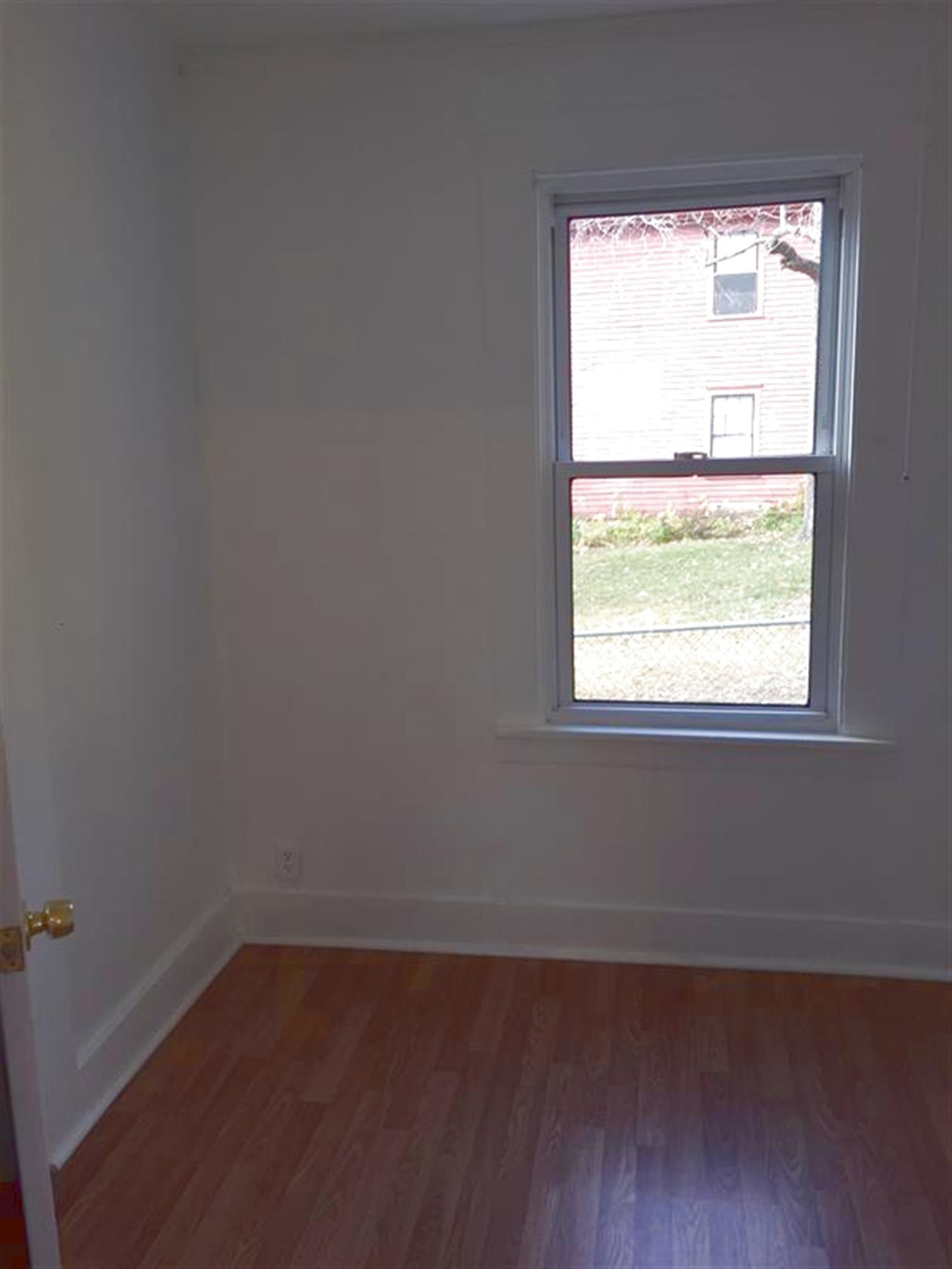 31 Oxford St, Spring Hill