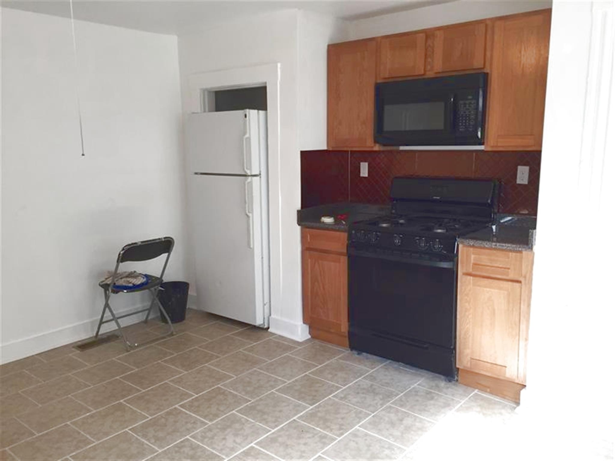 31 Oxford St, Spring Hill