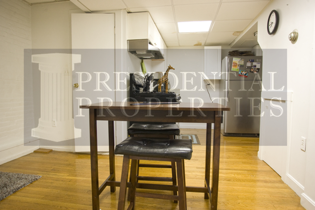 32 Irving St, Beacon Hill