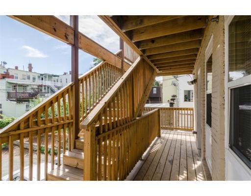 215 Saratoga St, East Boston