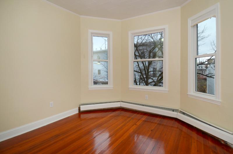 261 Havre St, East Boston