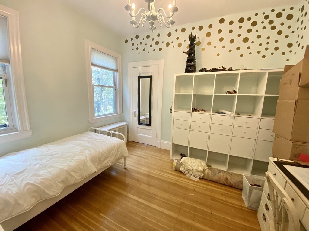 24 Hall Ave, Powder House Square