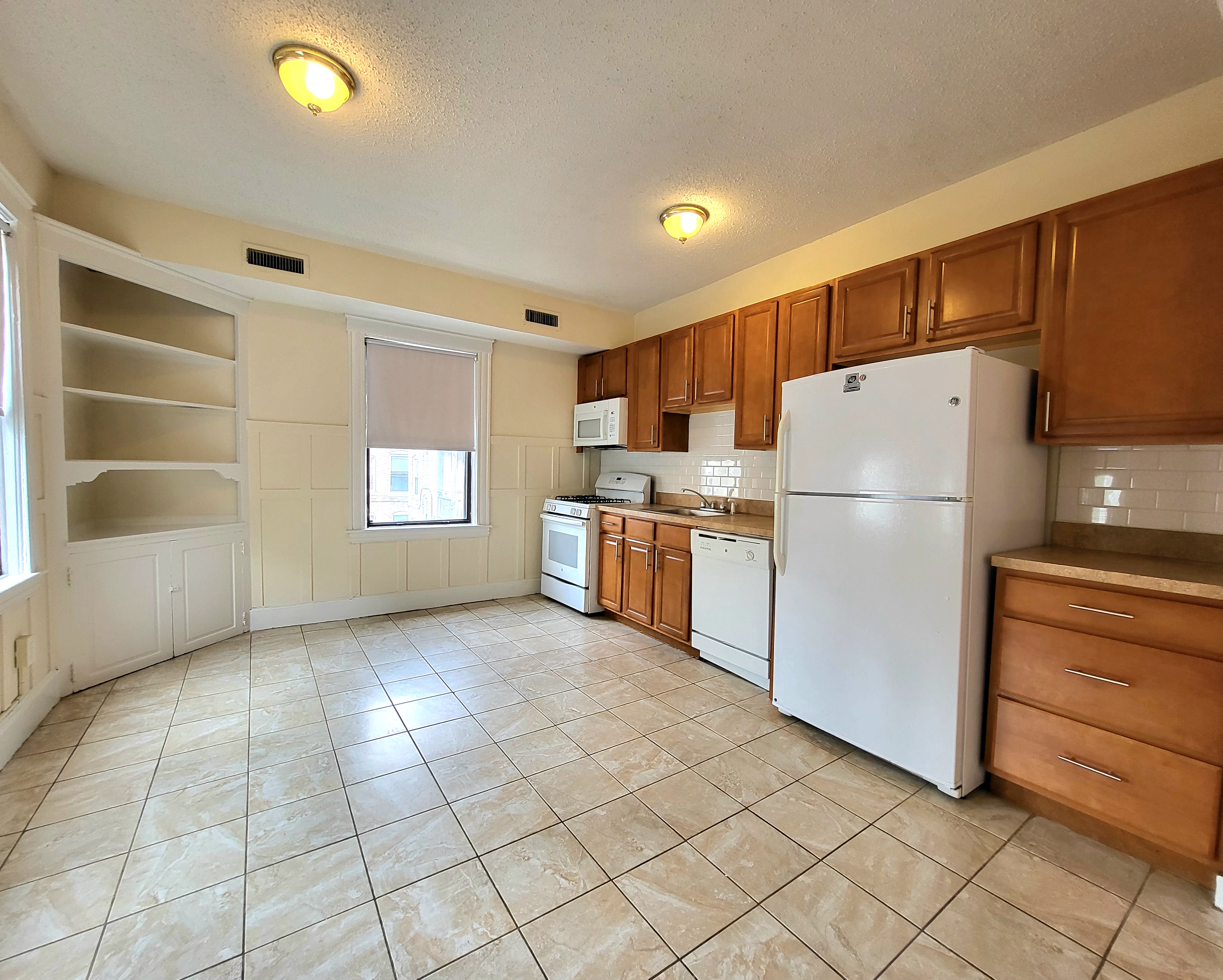 24 Hamilton Rd, Coolidge Corner