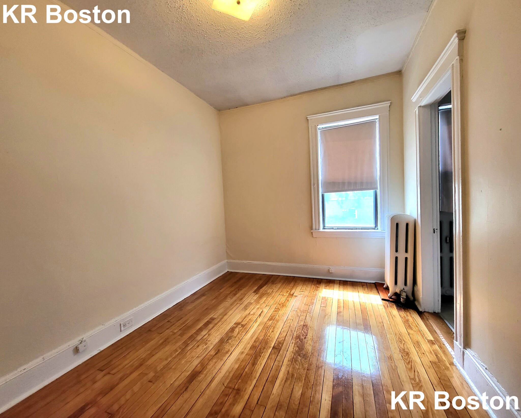 16 Hamilton Rd, Brookline Village