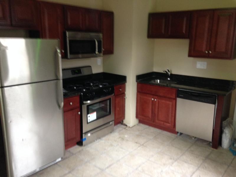 24 Highgate St, Allston