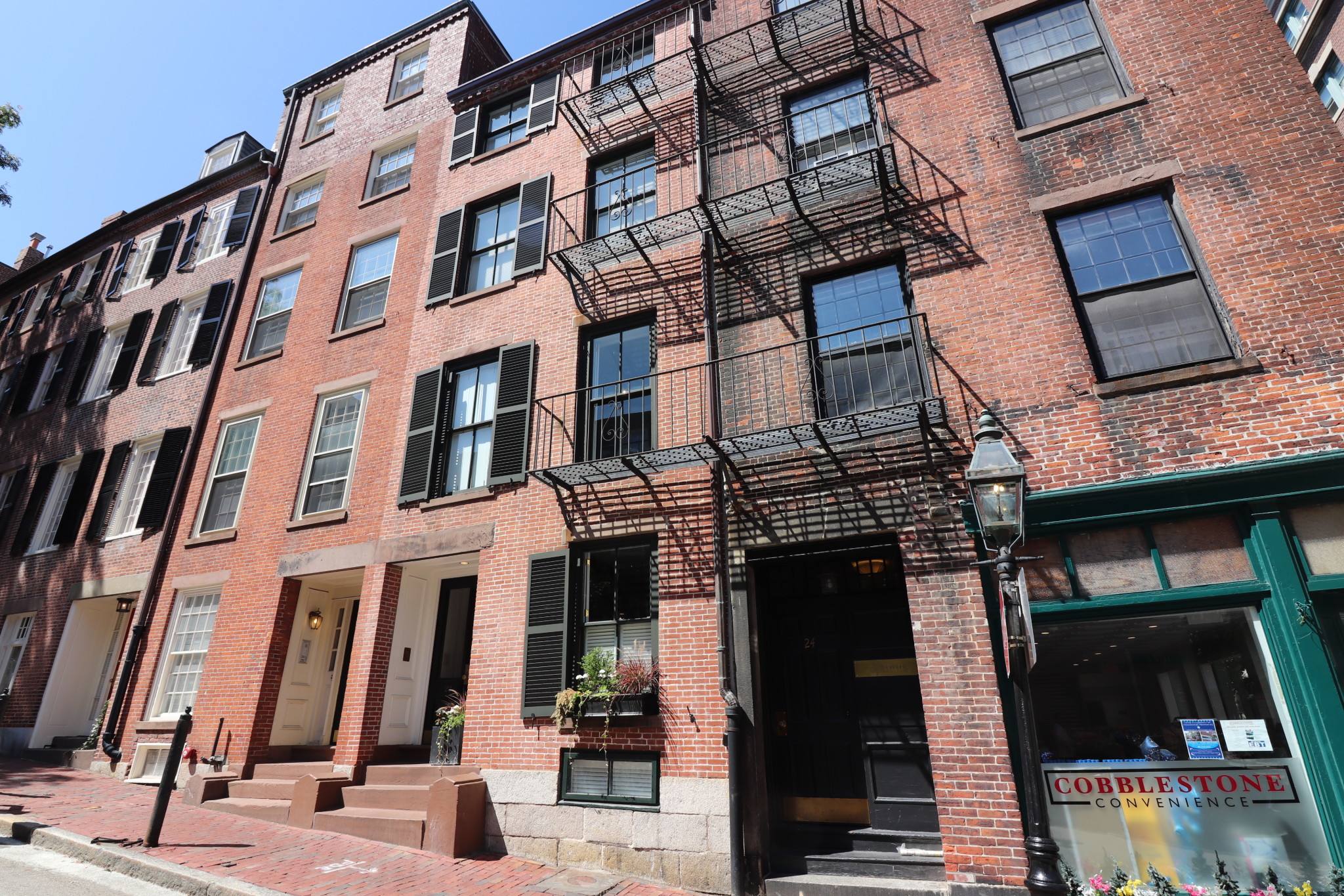 24 Joy St, Beacon Hill