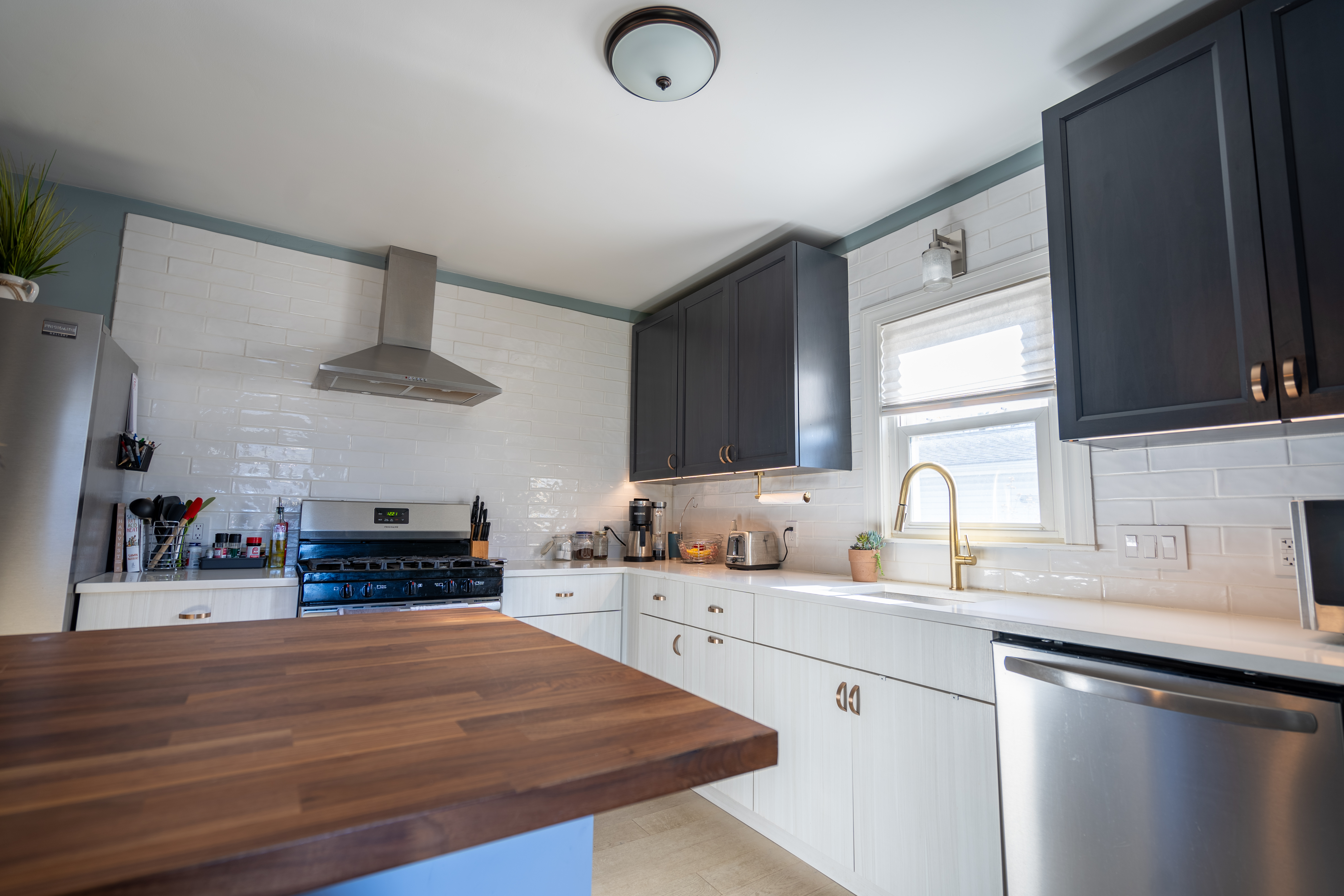 24 Monroe St, Norwood