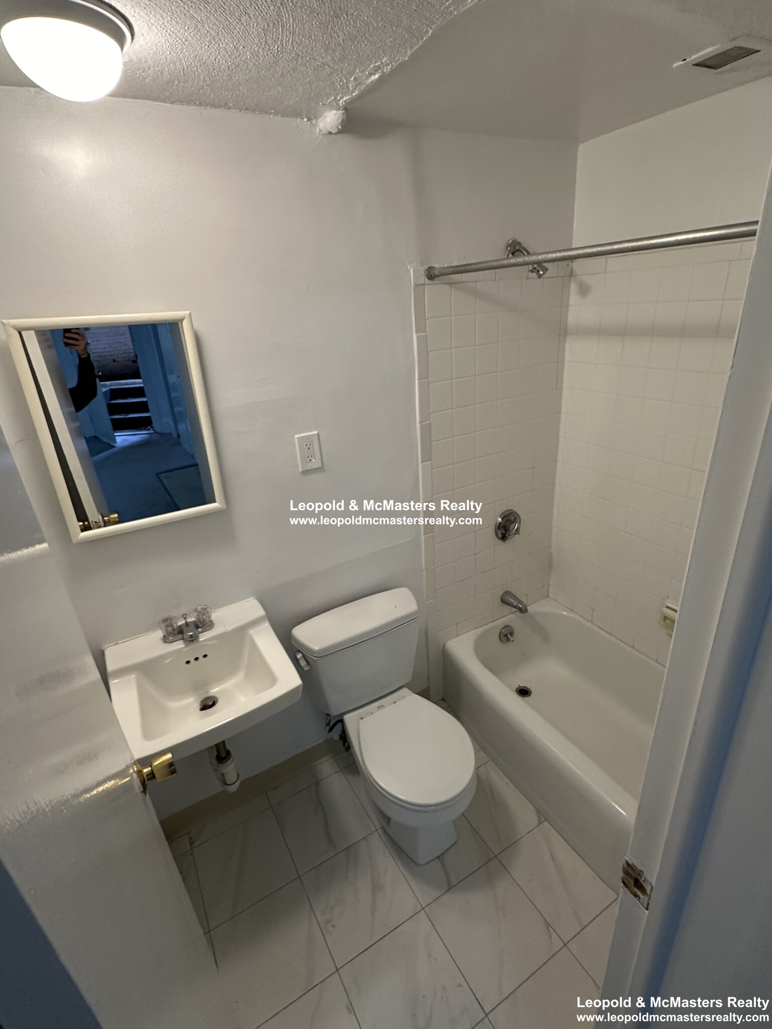 24 Mount Vernon St, Beacon Hill