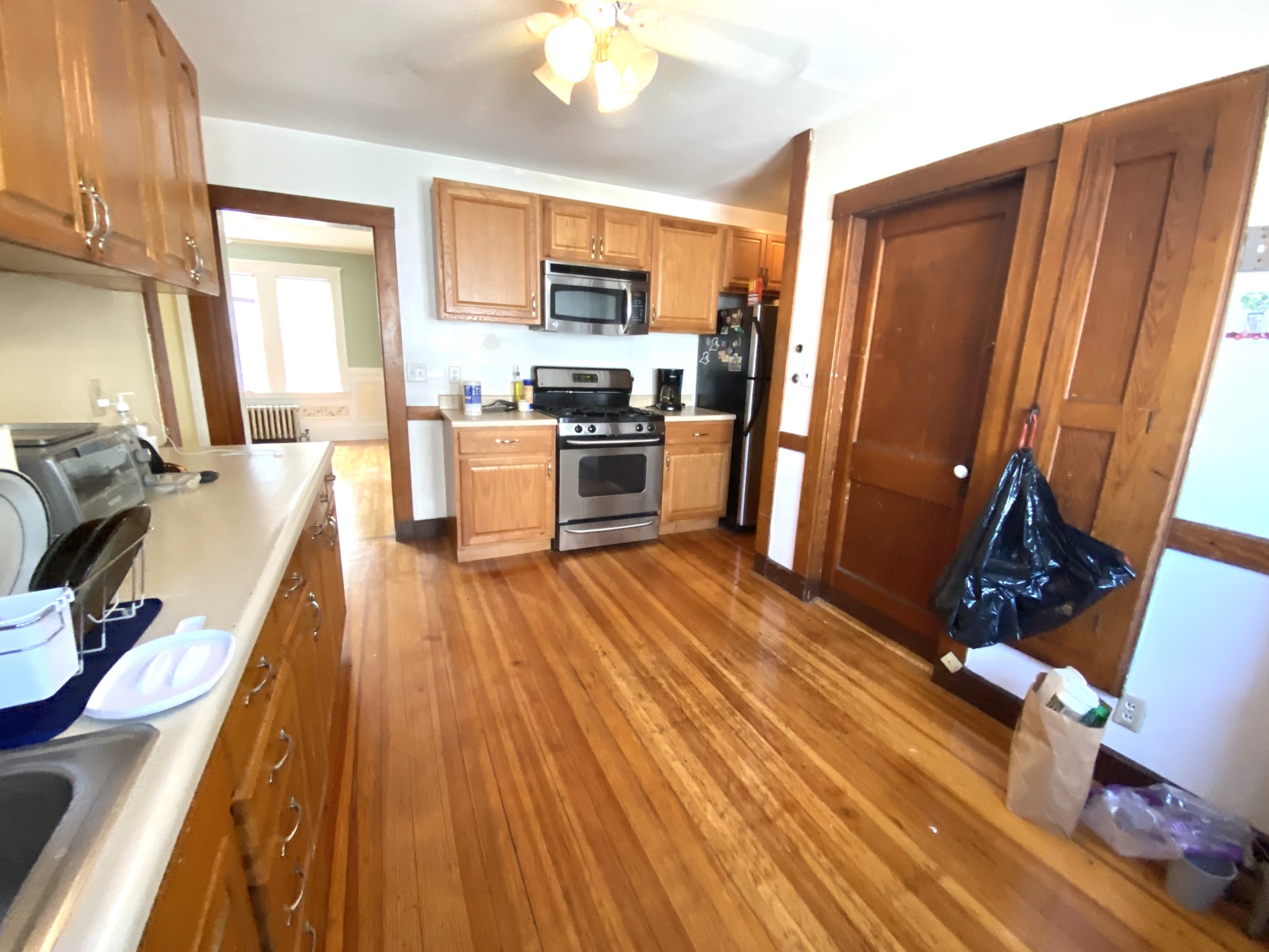 24 Oak Square Ave, Brighton