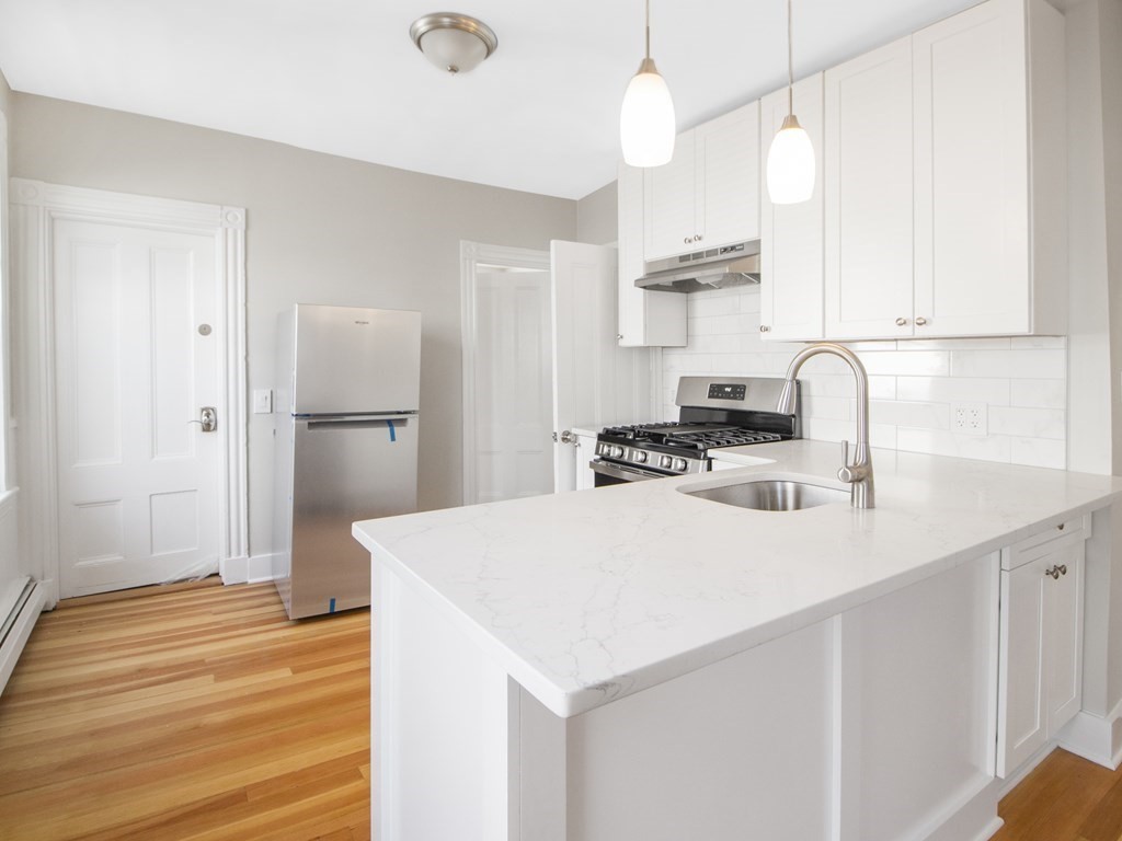 24 Suffolk St, The Port