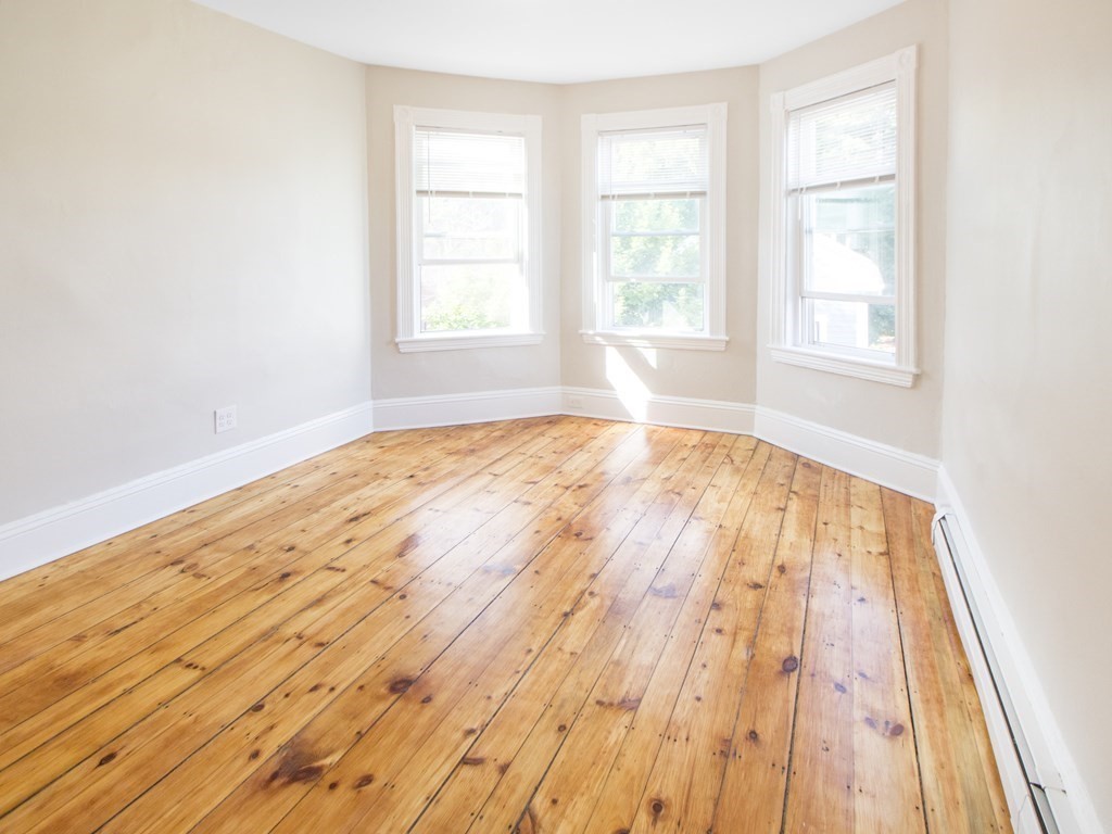 24 Suffolk St, The Port