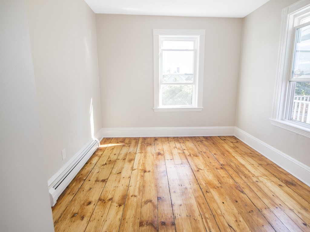 24 Suffolk St, The Port