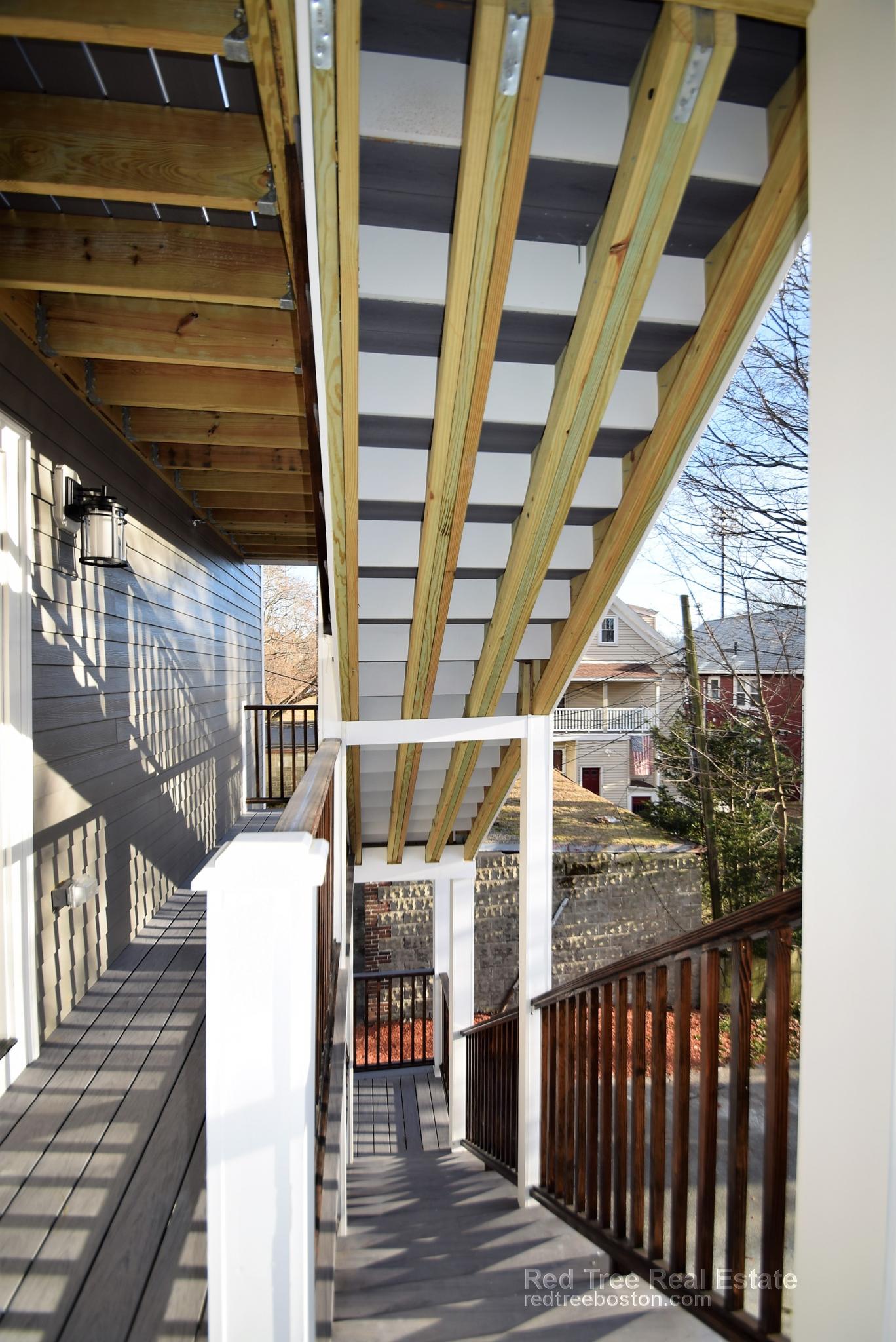 490 Washington St, Brighton