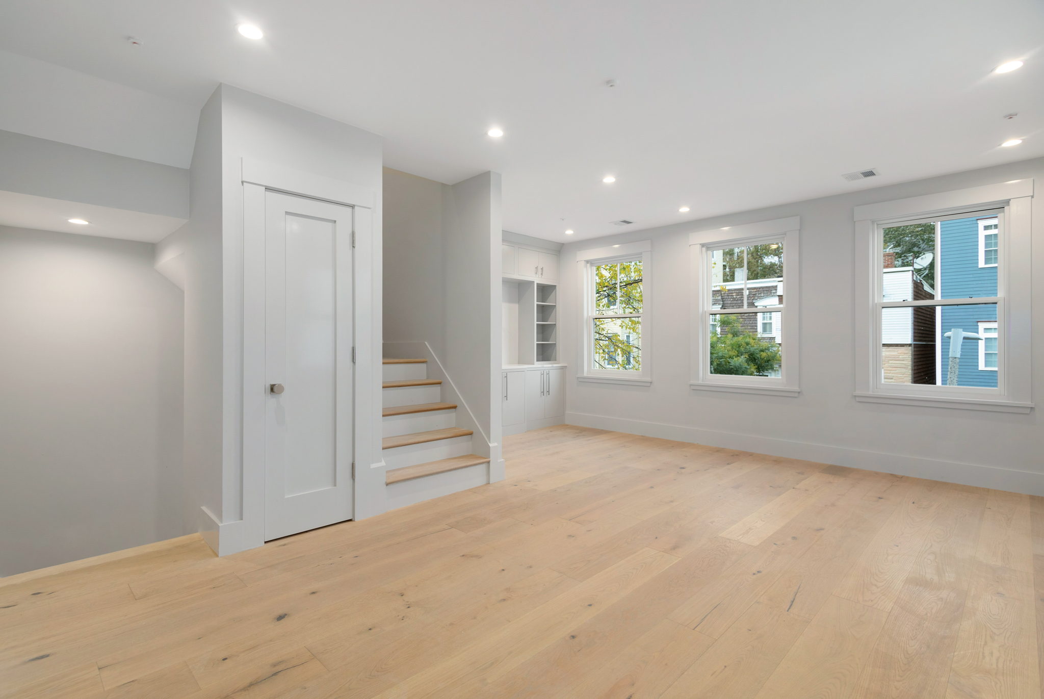 409 7th St, South Boston