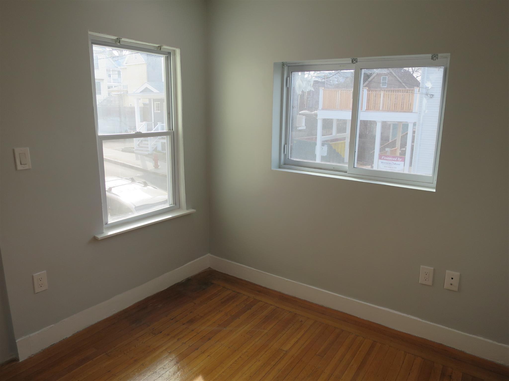 88 Albion St, Magoun Square