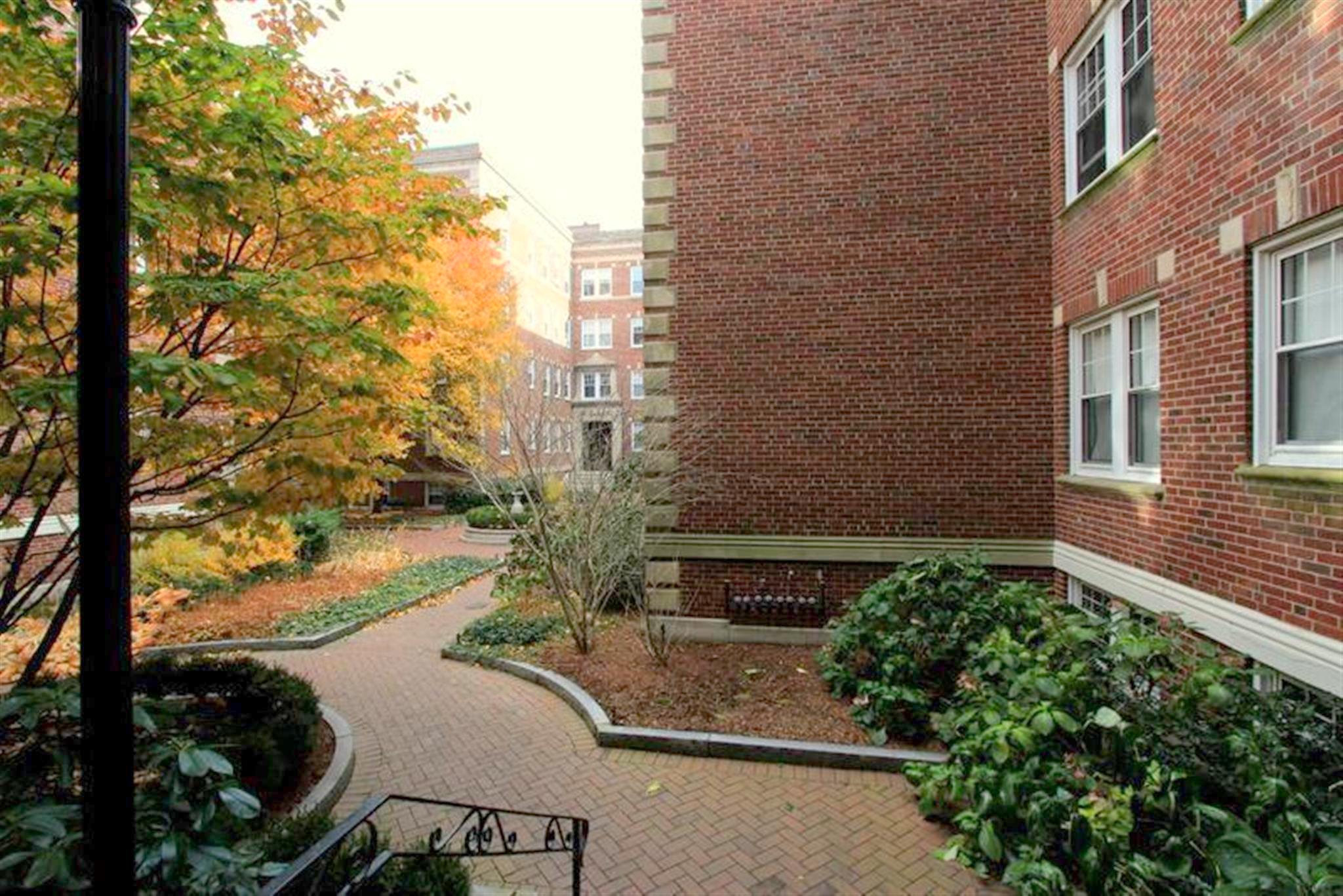 24 Chauncy St, Harvard Square